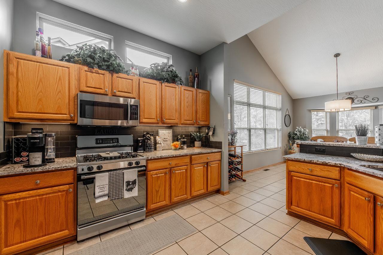 4506 Trailane Drive, Hilliard, Ohio image 12