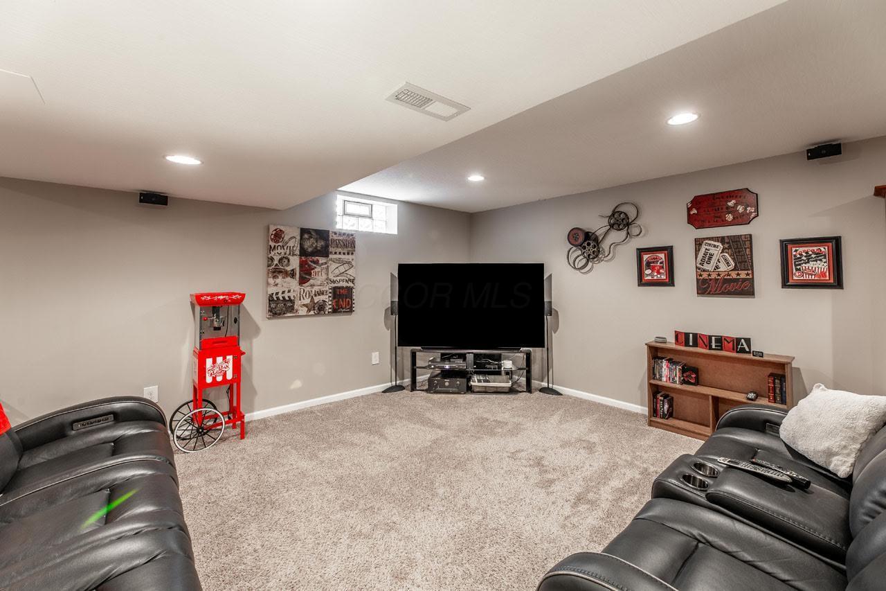 4506 Trailane Drive, Hilliard, Ohio image 47