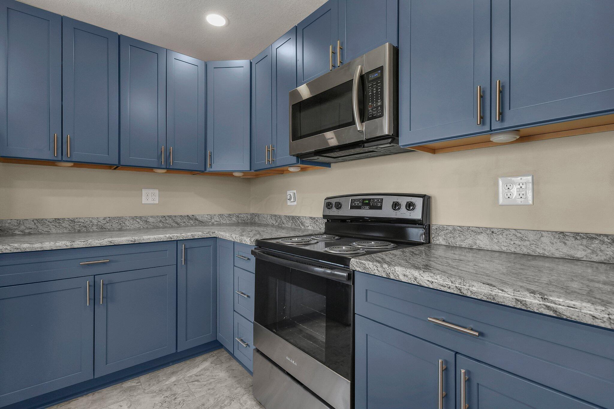 139 Greer Drive, Newark, Ohio image 10