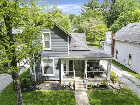 Photo for 444 W Broadway