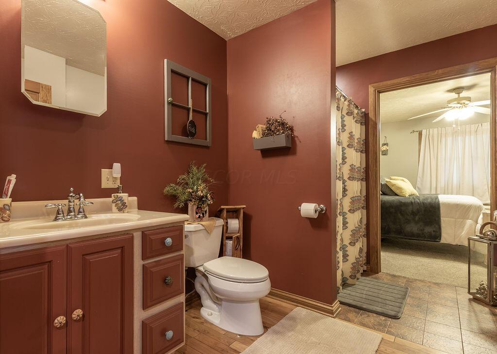 48245 Morning Star Road, Racine, Ohio image 46