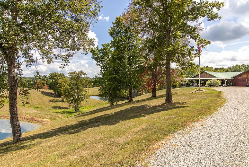 48245 Morning Star Road, Racine, Ohio image 2