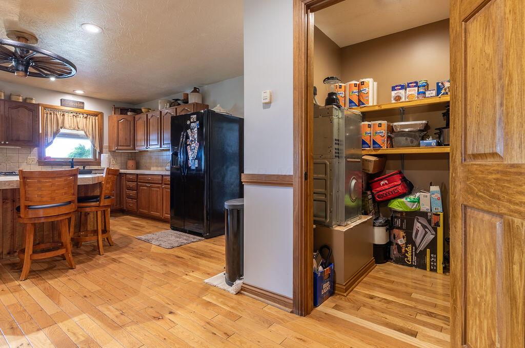 48245 Morning Star Road, Racine, Ohio image 34