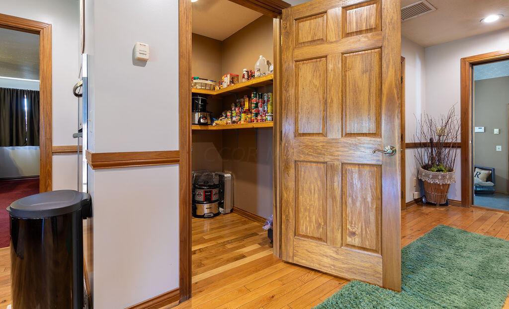 48245 Morning Star Road, Racine, Ohio image 33
