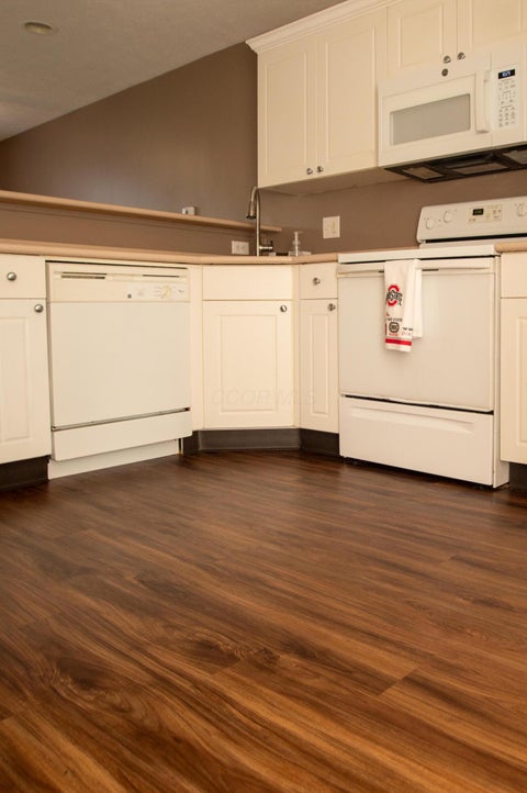 Tiny photo for 6997 Monarchos Drive 11 #11, New Albany, OH 43054 (MLS # 226024742)