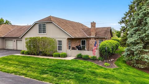 Photo of 5846 Willow Lake Drive, Grove City, OH 43123 (MLS # 226016373)