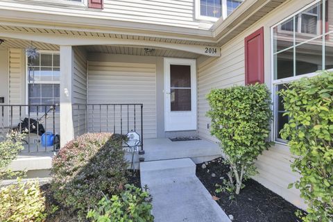 Tiny photo for 2014 Burbridge Lane 29C #29C, Hilliard, OH 43026 (MLS # 225037437)
