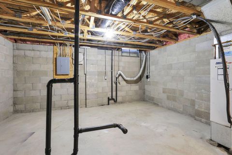 Tiny photo for 2014 Burbridge Lane 29C #29C, Hilliard, OH 43026 (MLS # 225037437)
