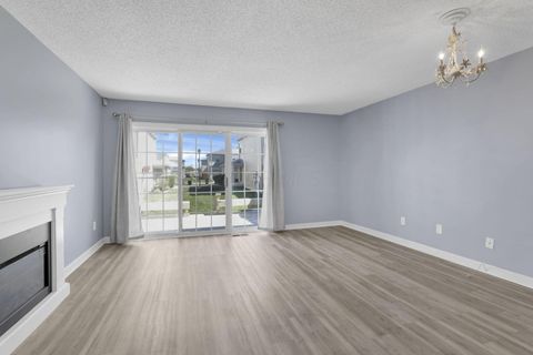 Tiny photo for 2014 Burbridge Lane 29C #29C, Hilliard, OH 43026 (MLS # 225037437)