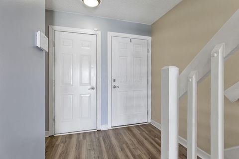 Tiny photo for 2014 Burbridge Lane 29C #29C, Hilliard, OH 43026 (MLS # 225037437)