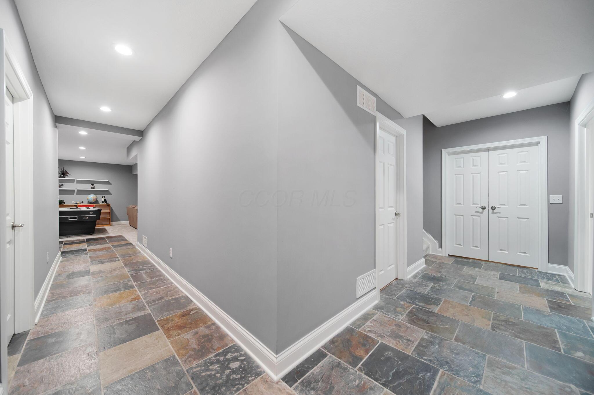 2941 Seaway Court, Lewis Center, Ohio image 40
