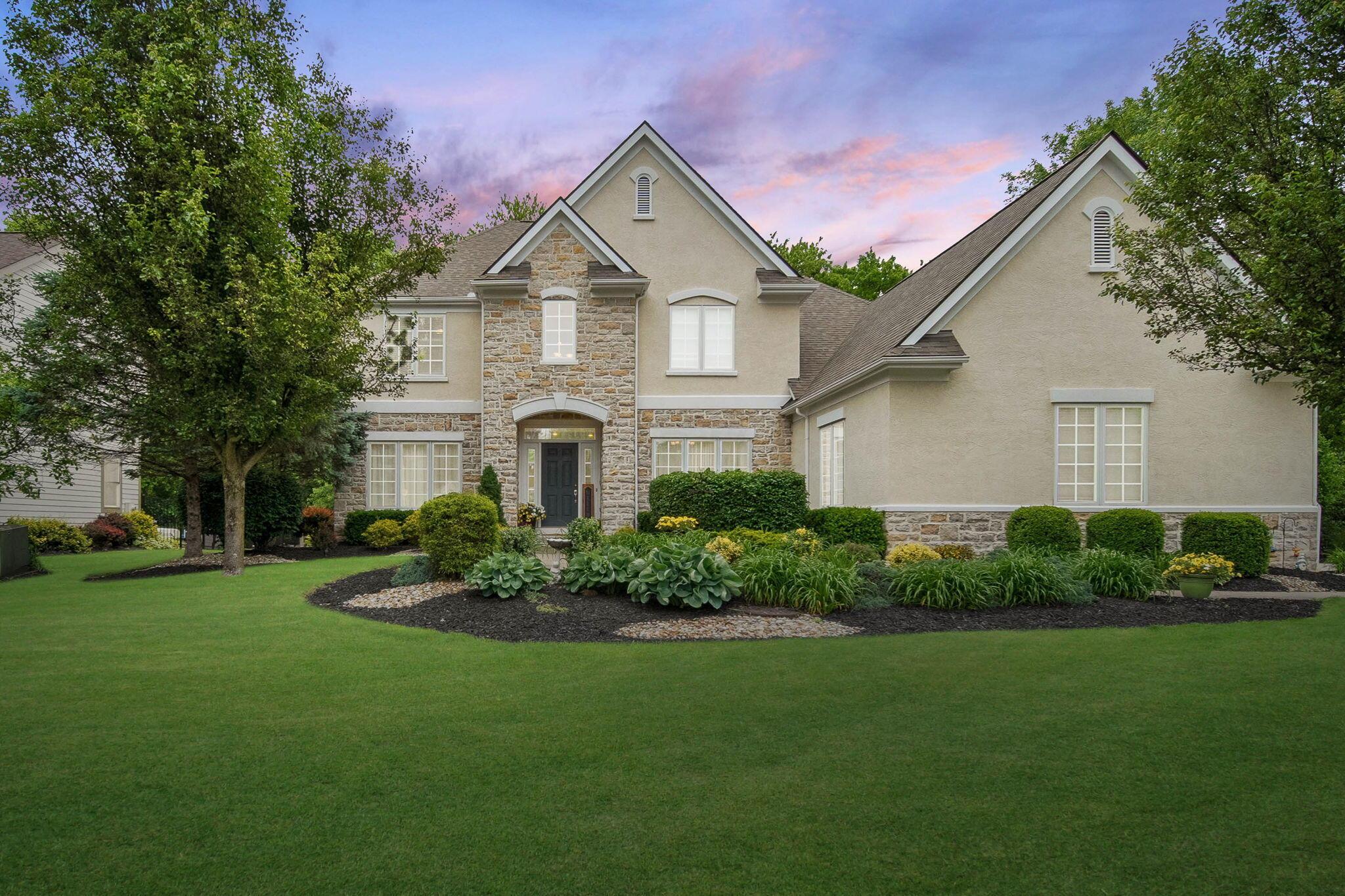2941 Seaway Court, Lewis Center, Ohio image 2