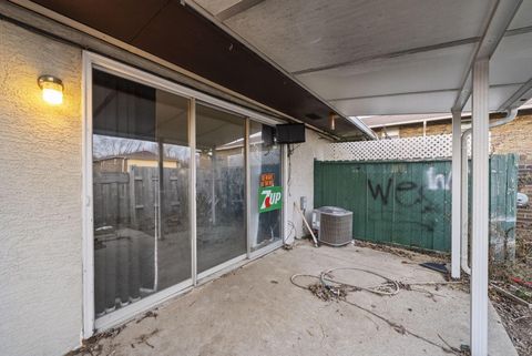 Tiny photo for 1258 Woodbrook Circle W 199 #199, Columbus, OH 43223 (MLS # 225045371)