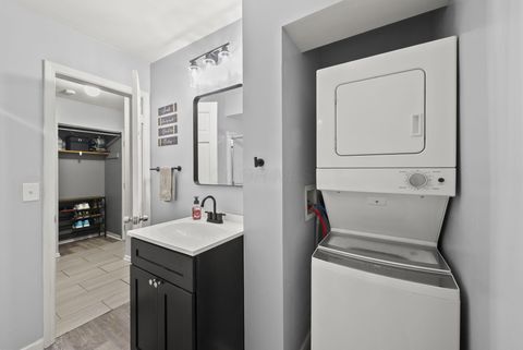 Tiny photo for 1258 Woodbrook Circle W 199 #199, Columbus, OH 43223 (MLS # 225045371)