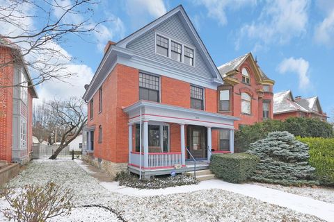 Tiny photo for 325 W 6th Avenue, Columbus, OH 43201 (MLS # 226002886)