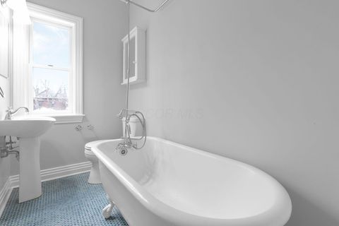 Tiny photo for 325 W 6th Avenue, Columbus, OH 43201 (MLS # 226002886)