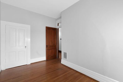 Tiny photo for 325 W 6th Avenue, Columbus, OH 43201 (MLS # 226002886)