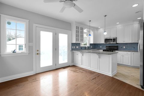 Tiny photo for 325 W 6th Avenue, Columbus, OH 43201 (MLS # 226002886)