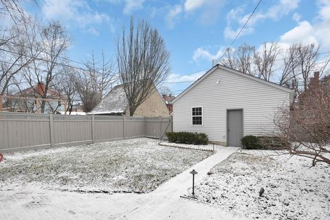 Tiny photo for 325 W 6th Avenue, Columbus, OH 43201 (MLS # 226002886)