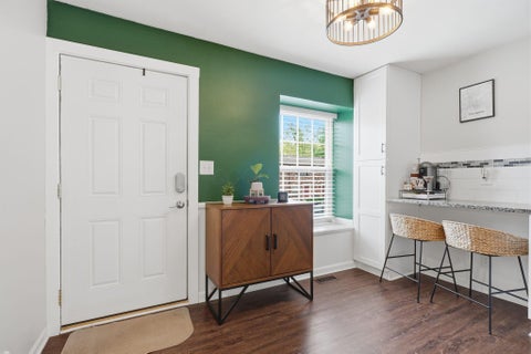 Condo For Sale - 2574 Scioto View Lane #G<br/> Columbus, OH 43221