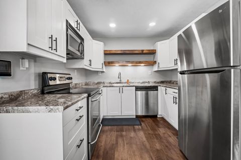 Tiny photo for 1922 Harris Drive, Marion, OH 43302 (MLS # 225043631)