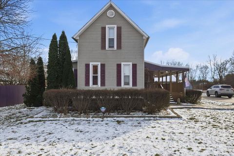 Photo of 13340 Banning Road, Mount Vernon, OH 43050 (MLS # 225045285)