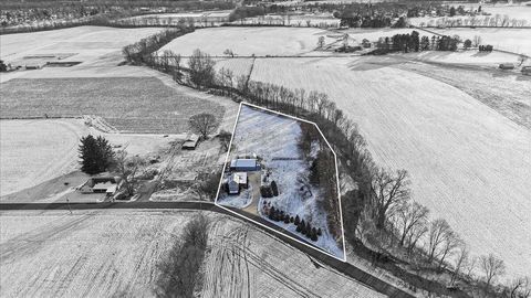 Tiny photo for 13340 Banning Road, Mount Vernon, OH 43050 (MLS # 225045285)