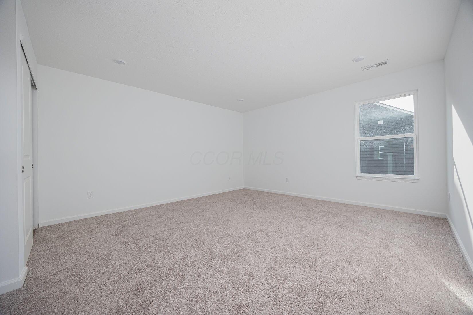 560 Reagans Ridge, London, Ohio image 33