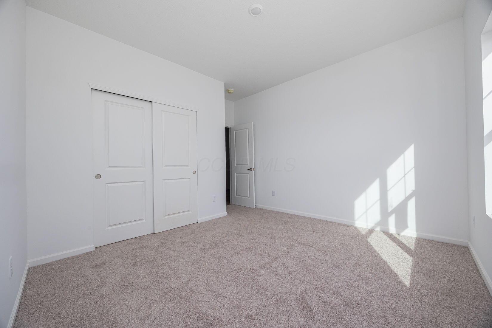 560 Reagans Ridge, London, Ohio image 9