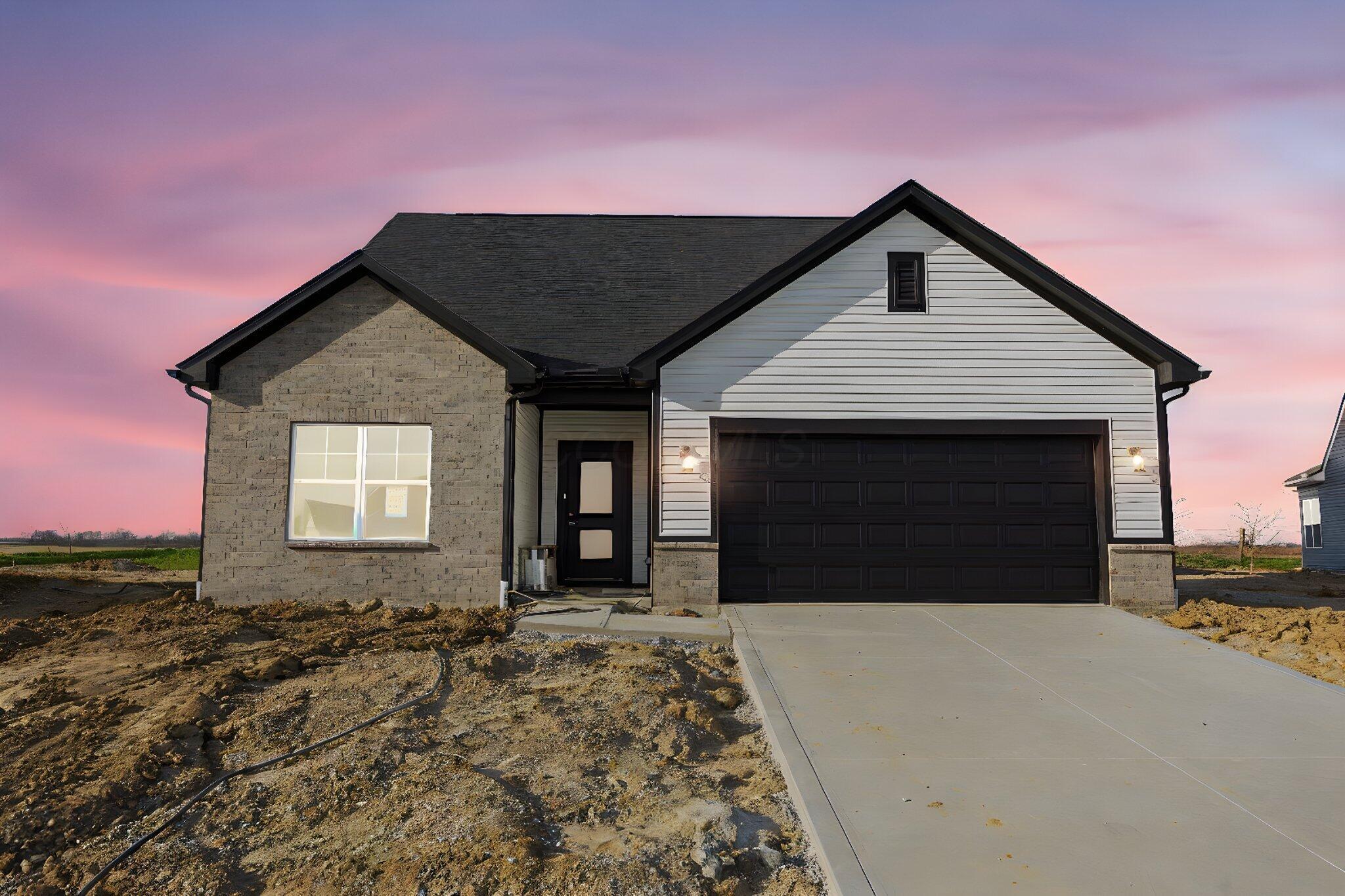 560 Reagans Ridge, London, Ohio image 1
