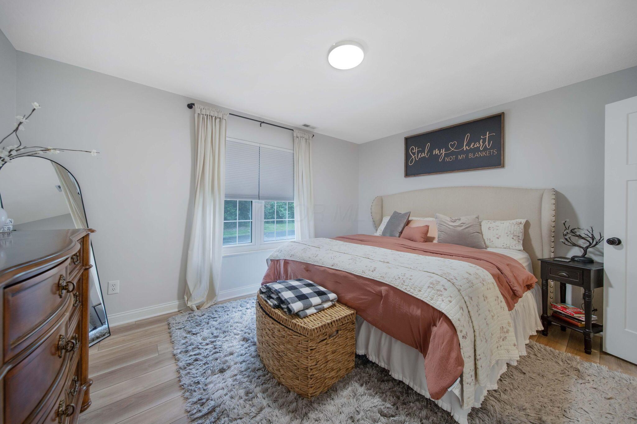 2348 Willowside Lane, Grove City, Ohio image 23