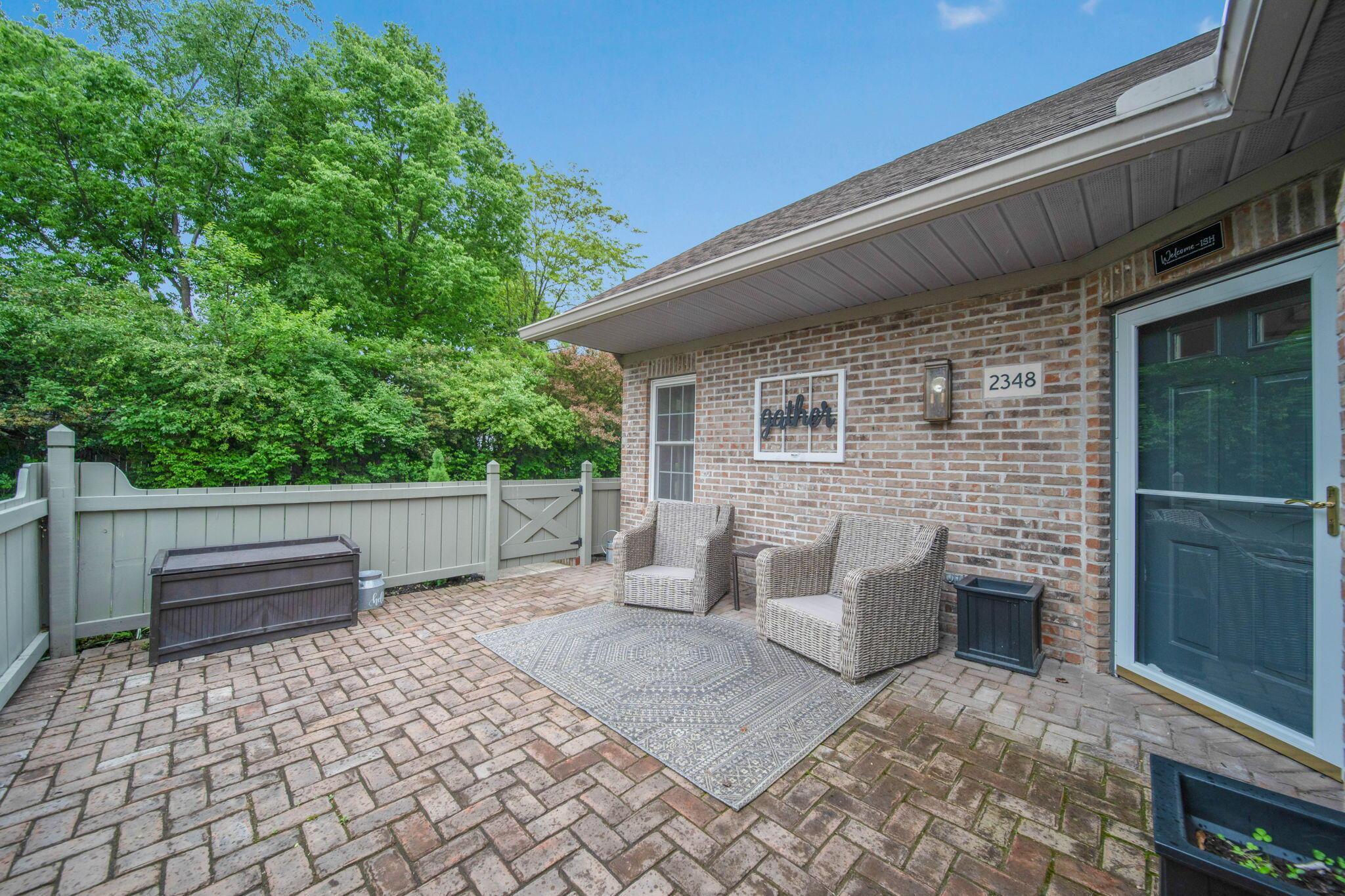 2348 Willowside Lane, Grove City, Ohio image 6