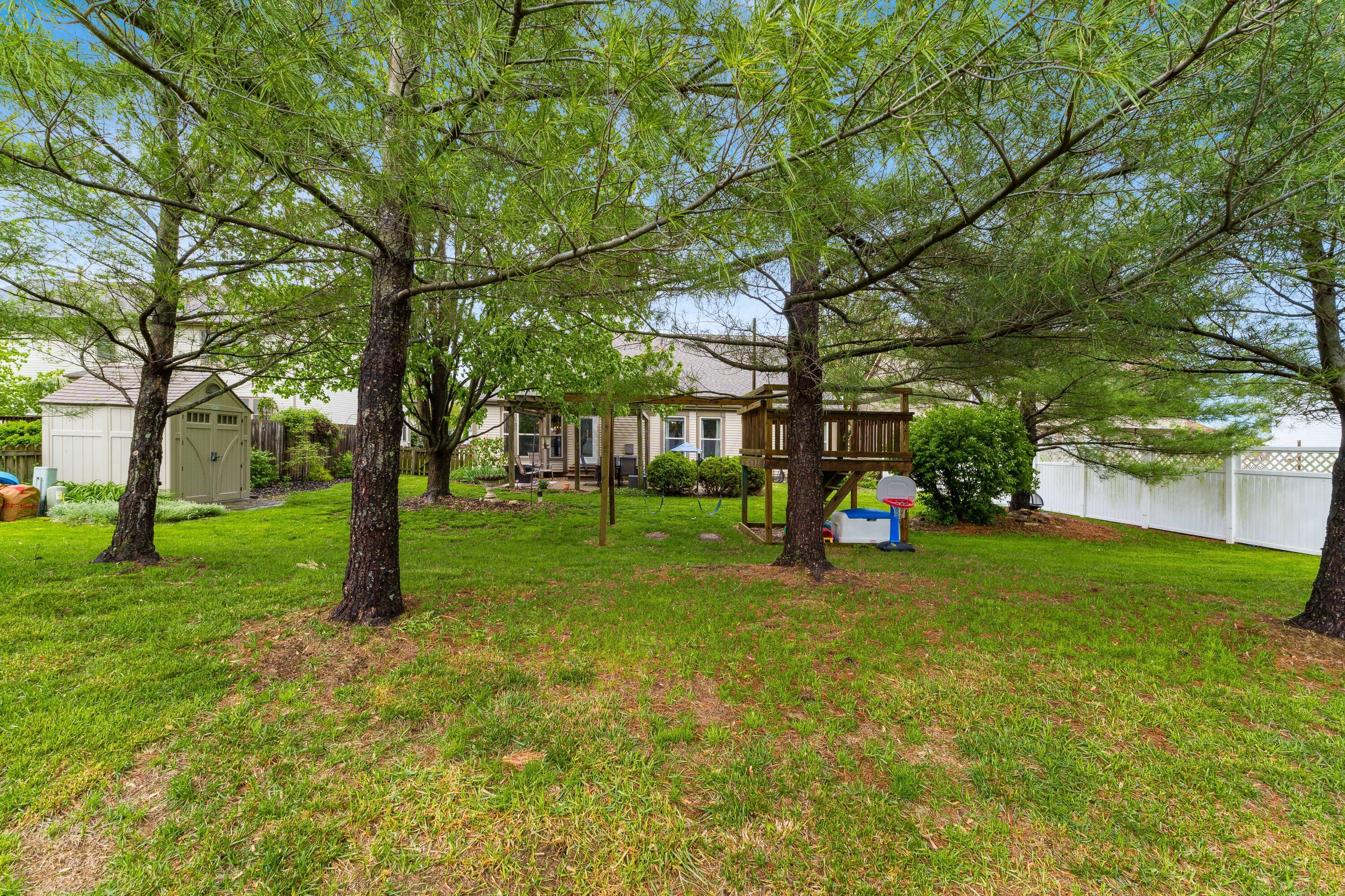 1336 Great Hunter Drive, Grove City, Ohio image 38
