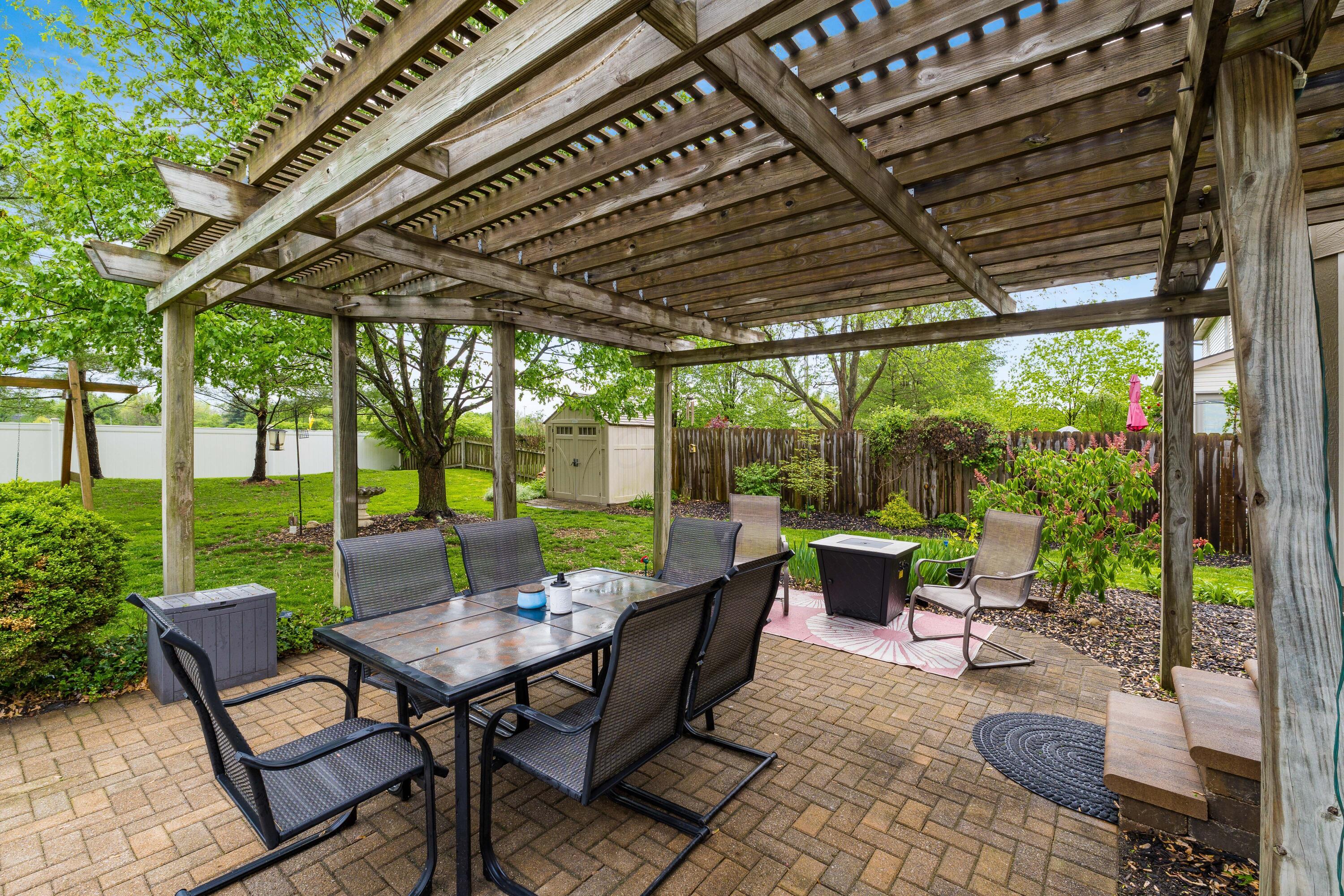 1336 Great Hunter Drive, Grove City, Ohio image 35