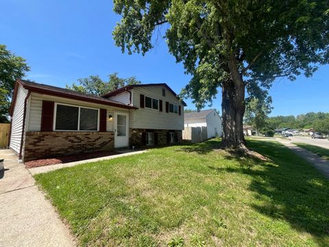 Photo of 4375 Trindel Way, Columbus, OH 43231 (MLS # 226019431)