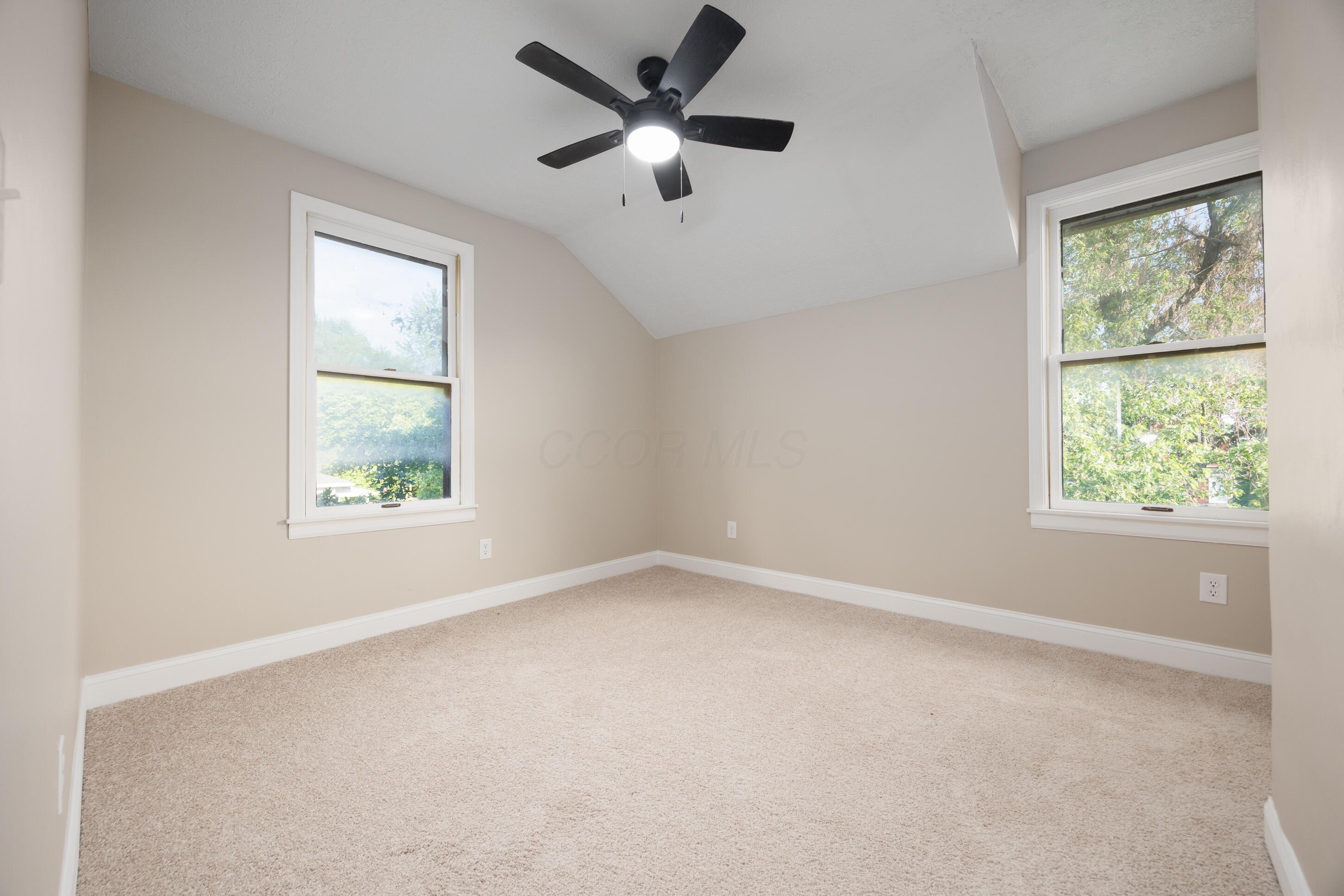 463 E Woodrow Avenue, Columbus, Ohio image 22
