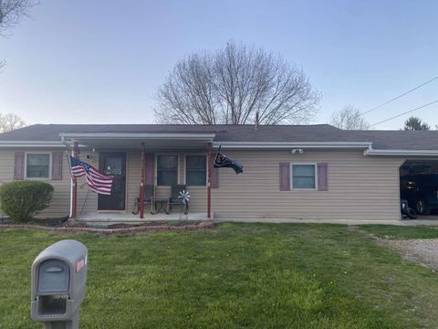 Photo of 35 Valley View Drive NE, Newark, OH 43055 (MLS # 226010723)