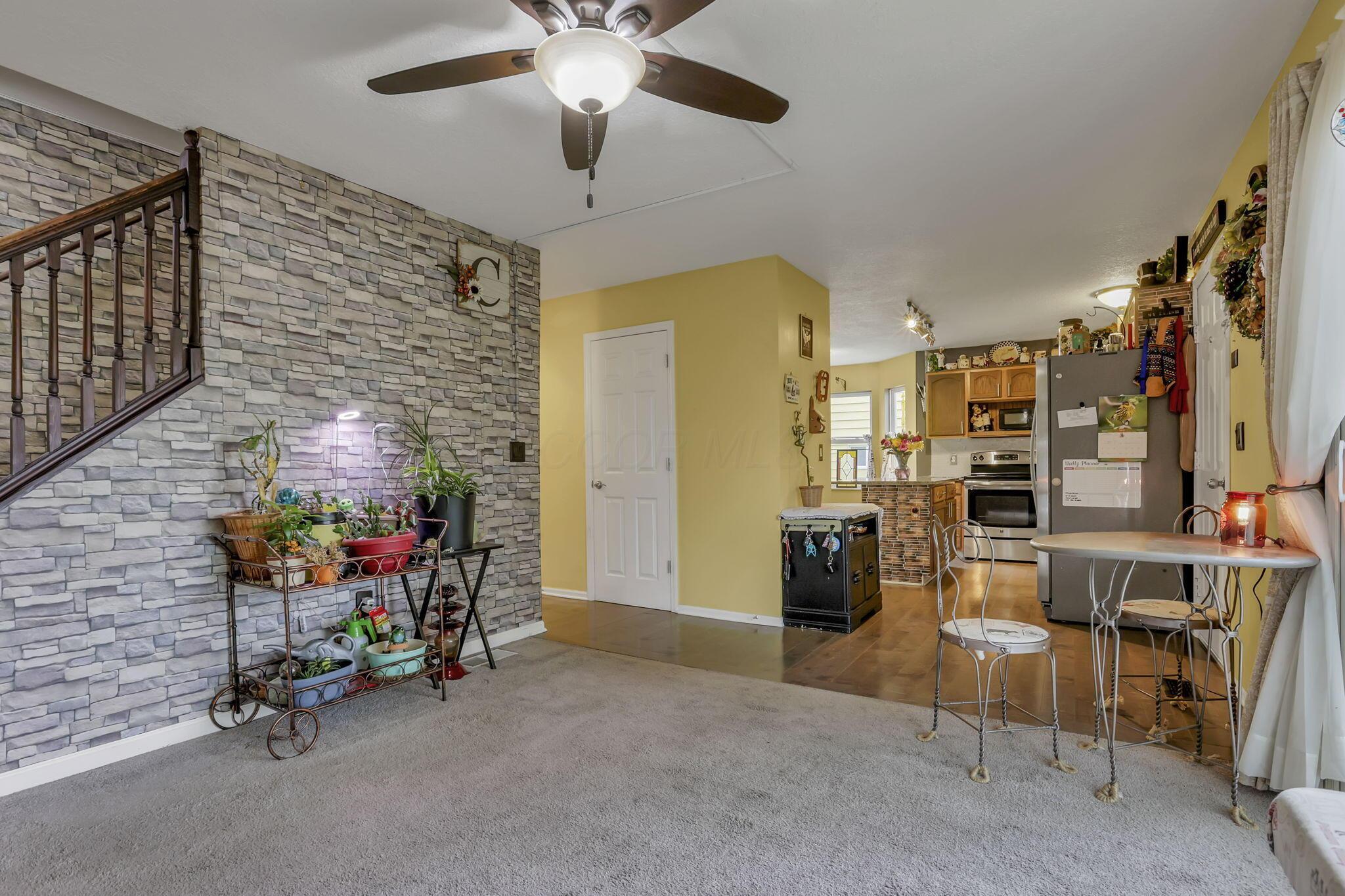 7489 Broadwyn Drive, Reynoldsburg, Ohio image 13