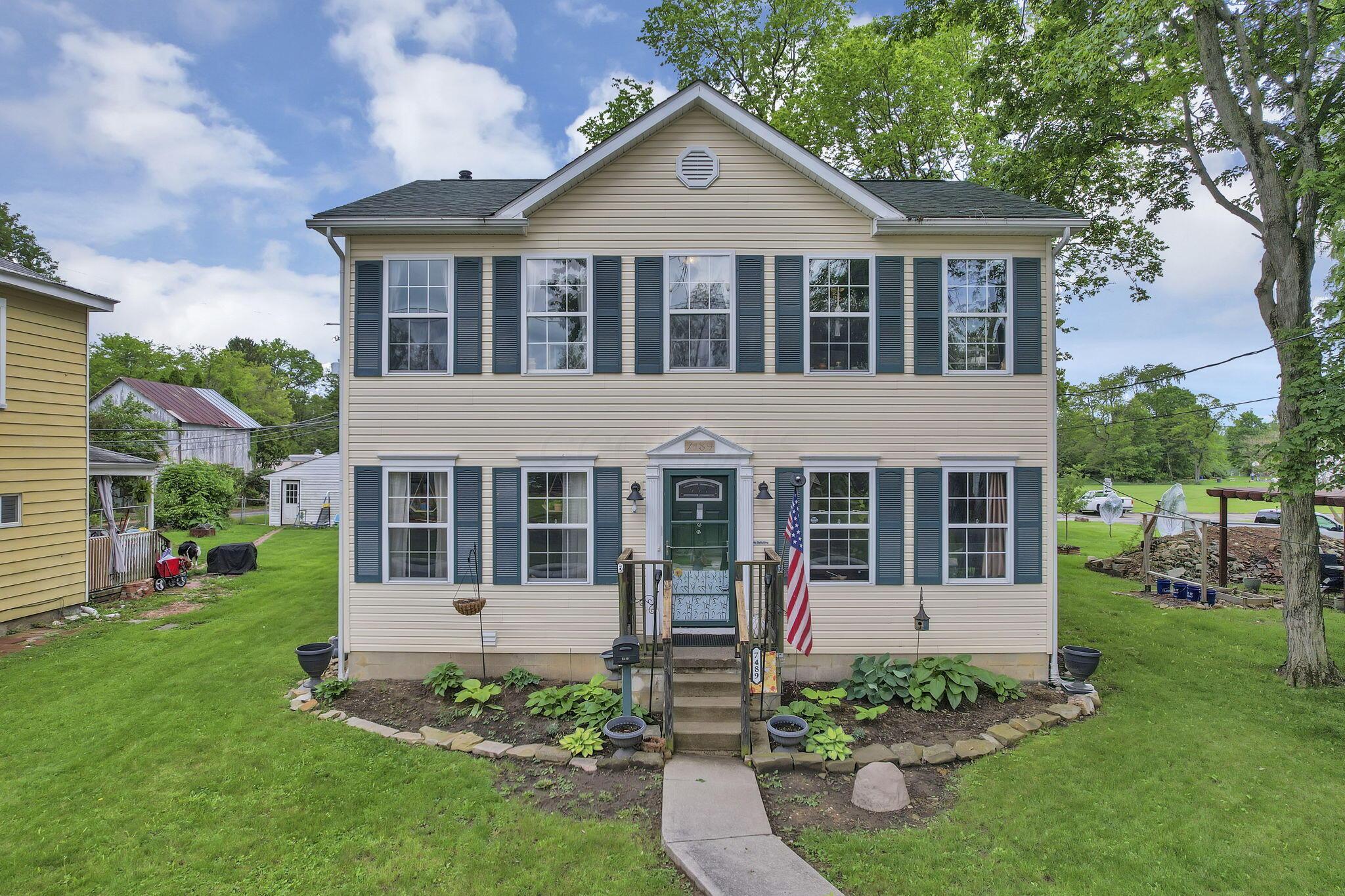 7489 Broadwyn Drive, Reynoldsburg, Ohio image 2
