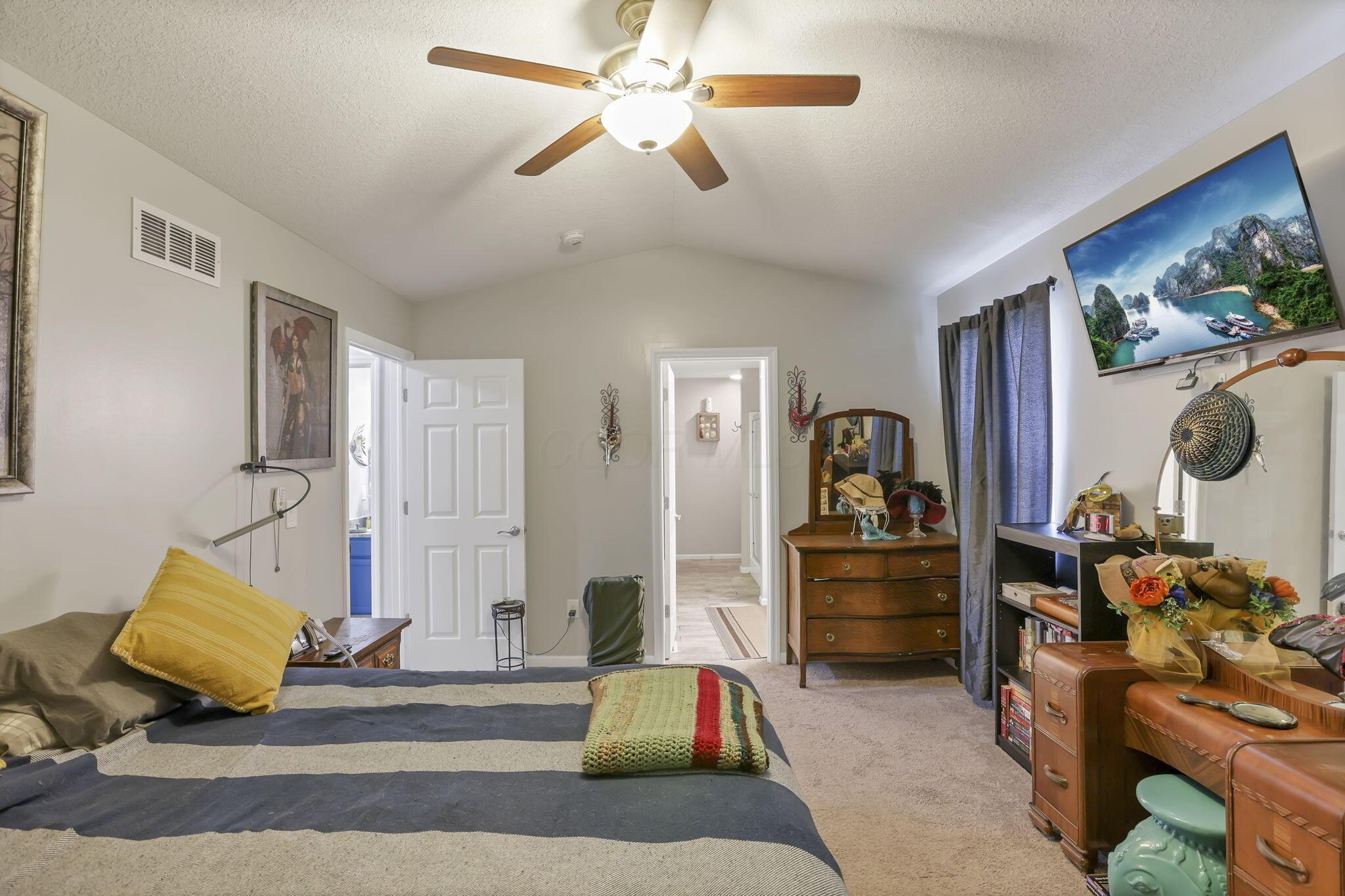 7489 Broadwyn Drive, Reynoldsburg, Ohio image 24