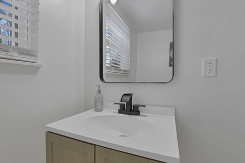 Tiny photo for 1128 Alexandria Road, Reynoldsburg, OH 43068 (MLS # 226003293)