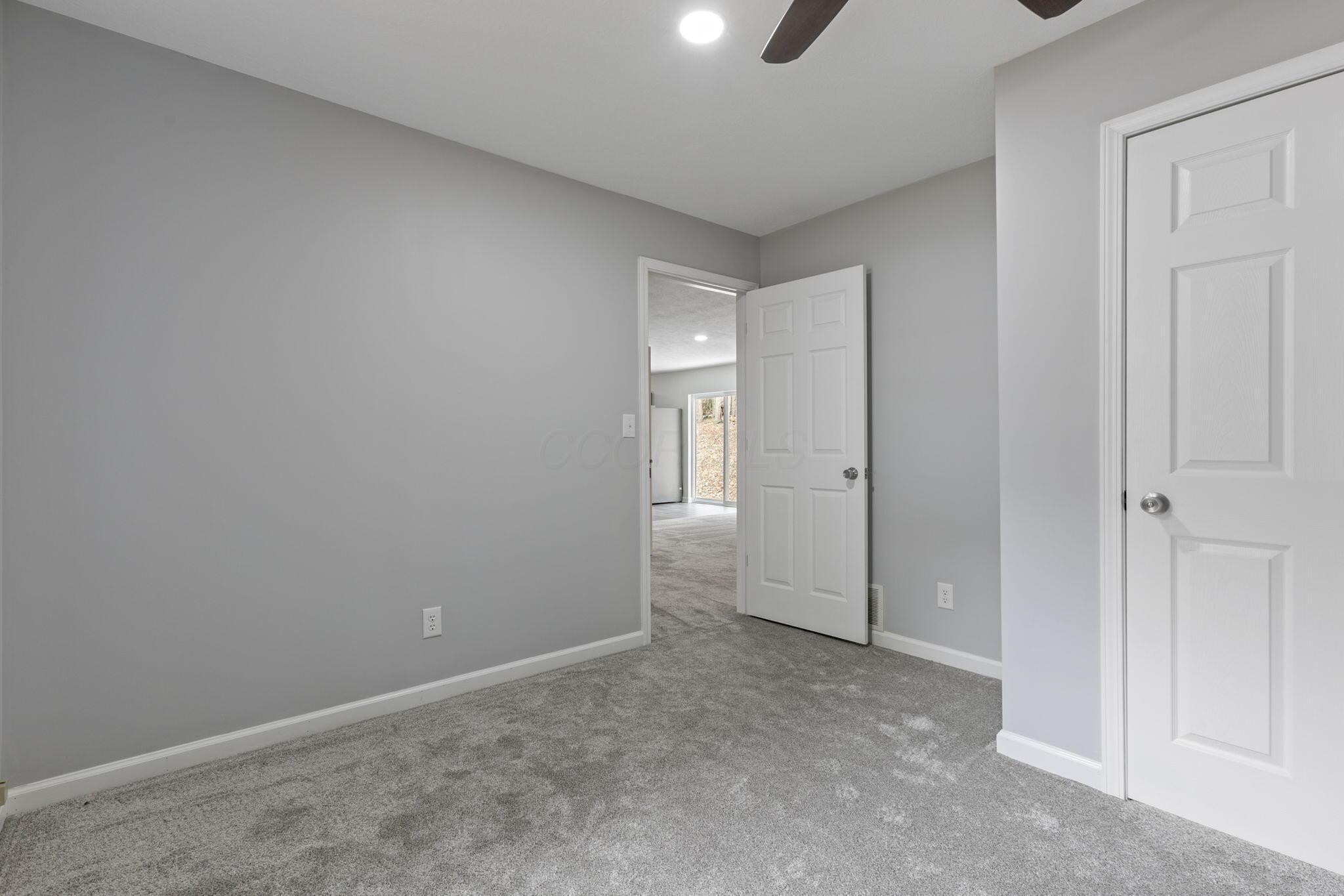 10367 Blue Jay Road, Heath, Ohio image 23