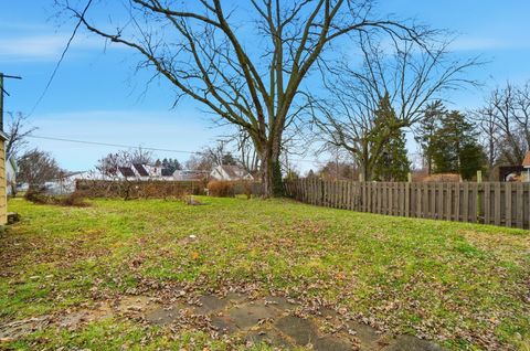 Tiny photo for 1213 Driscoll Avenue, Springfield, OH 45506 (MLS # 226000590)