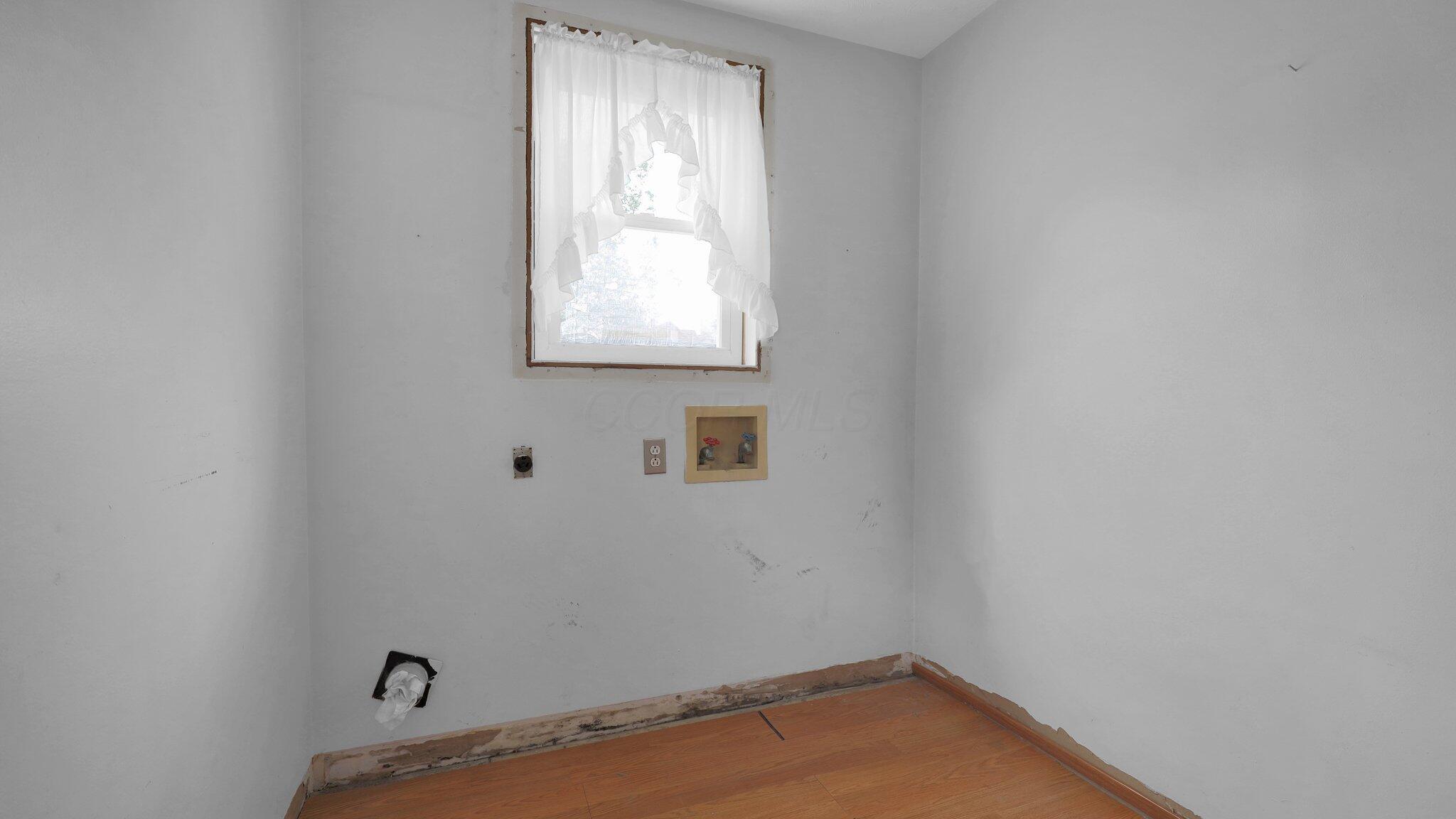74 S Chester Street, West Jefferson, Ohio image 10
