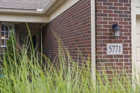 Tiny photo for 5771 Burke Circle 1202 #1202, New Albany, OH 43054 (MLS # 226022995)