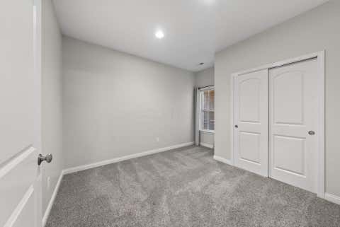 Tiny photo for 5771 Burke Circle 1202 #1202, New Albany, OH 43054 (MLS # 226022995)
