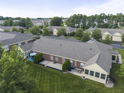Tiny photo for 5771 Burke Circle 1202 #1202, New Albany, OH 43054 (MLS # 226022995)