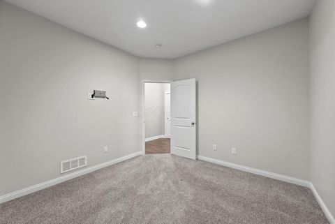 Tiny photo for 5771 Burke Circle 1202 #1202, New Albany, OH 43054 (MLS # 226022995)