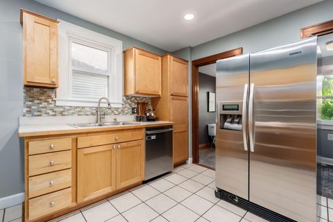Tiny photo for 458 Crestview Road, Columbus, OH 43202 (MLS # 226013111)
