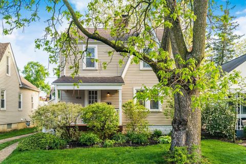 Tiny photo for 458 Crestview Road, Columbus, OH 43202 (MLS # 226013111)